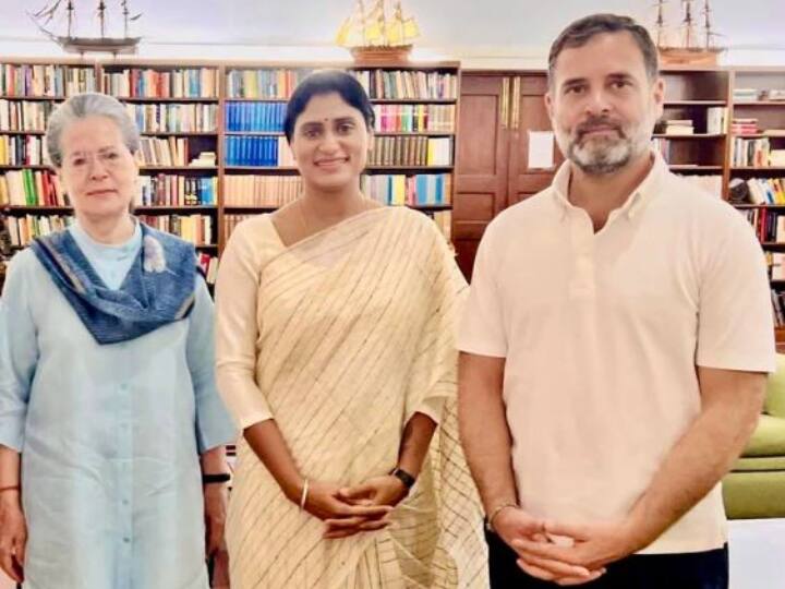 Jagan Mohan Reddy sister YS Sharmila met Sonia Gandhi YSRTP share picture Telangana Election: जगन मोहन रेड्डी की बहन वाईएस शर्मिला की सोनिया गांधी से मुलाकात की तस्वीर आई सामने, क्या हैं मायने?