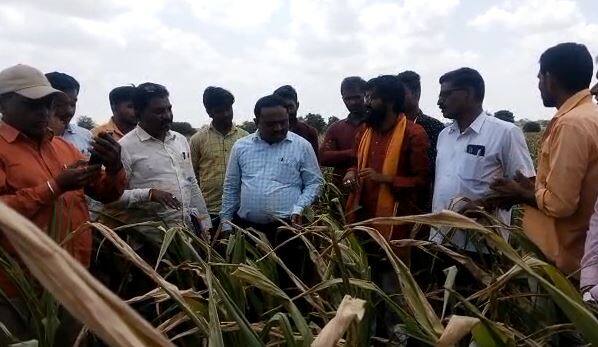 छत्रपती संभाजीनगर (Chhatrapati sambhaji nagar) जिल्ह्यातील वैजापूर तालुक्यातही भीषण परिस्थिती झाली आहे.