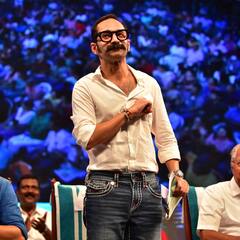 Fahadh Faasil Car : கேரளாவில் இந்த மாடல் காரை வாங்கும் நபரும் முதல் நபர் ஃபஹத்தானாம்!