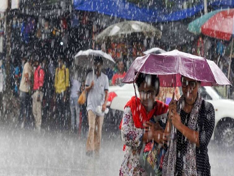 According to the Meteorological Department, there will be light rain in 14 districts till 6 pm. TN Rain Alert: மாலை 6 மணி வரை 14 மாவட்டங்களில் மழைக்கு வாய்ப்பு.. எந்தெந்த மாவட்டங்களில்? இன்றைய வானிலை நிலவரம்..