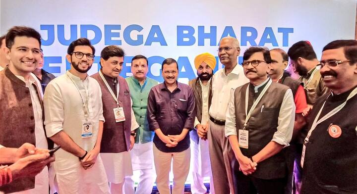 युवा नेत्यांमध्ये राहुल गांधी,  आपचे राघव चड्ढा, आदित्य ठाकरे, तेजस्वी यादव, अखिलेश यादव आहेत.