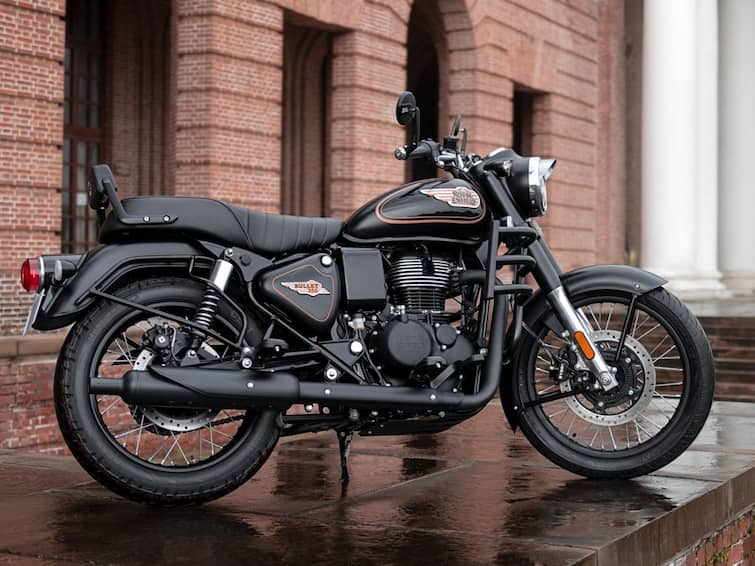 New Royal Enfield Bullet 350 Launched Features Specs Details Colour Variants Military Red Military Black Standard Maroon Standard Black Black Gold New Royal Enfield Bullet 350 Launched With 5 Colour Variants, Know What Has Changed