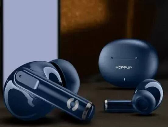 HOPPUP AirDoze S40: ਇਹ ਈਅਰਬਡ ਇਸ ​​ਬਜਟ ਵਿੱਚ ਪੈਸੇ ਵਾਲੇ ਯੰਤਰ ਲਈ ਵੀ ਇੱਕ ਮੁੱਲ ਹਨ। ਫਲਿੱਪਕਾਰਟ 'ਤੇ ਇਸ ਦੀ ਕੀਮਤ 999 ਰੁਪਏ ਹੈ। ਇਸ ਨੂੰ ਫੁੱਲ ਚਾਰਜ ਕਰਨ 'ਤੇ 40 ਘੰਟੇ ਖੇਡਣ ਦਾ ਸਮਾਂ ਮਿਲਦਾ ਹੈ। ਇਸ ਵਿੱਚ 13MM ਡਰਾਈਵਰ, ਰੇਜ ਮੋਡ ਅਤੇ ਟਾਈਪ C ਬਲੂਟੁੱਥ ਹੈੱਡਸੈੱਟ ਸਮੇਤ ਕਈ ਵਿਸ਼ੇਸ਼ਤਾਵਾਂ ਹਨ।