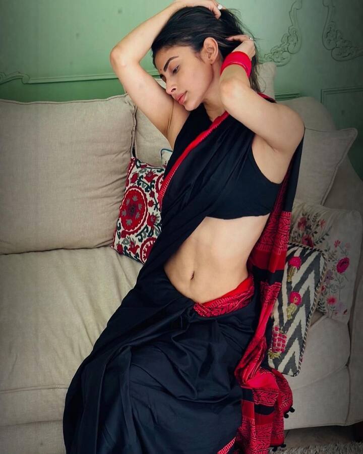 இவரது இந்த அழகிய புகைப்படங்கள் தற்போது வைரலாகி வருகிறது.