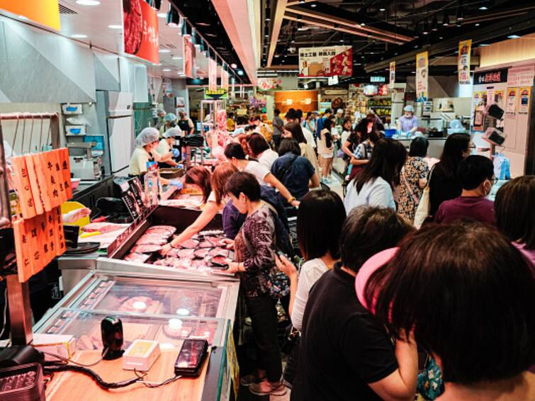 Typhoon Saola China Flights Cancelled Stores Run Out Of Produce As Typhoon Gets Closer Hong Kong Guangdong