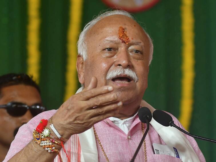 RSS Chief Mohan Bhagwat Says India Is Hindu Rashtra All Indians Are Hindus And Hindu Represents All Indians India Is A 'Hindu Rashtra', All Indians Are Hindus And Hindu Represents All Indians: RSS Chief Mohan Bhagwat