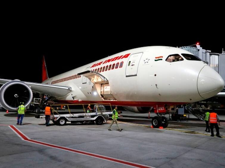 Air India Onboarded 650 Pilots Since April This Year Says CEO Campbell Wilson Air India Onboarded 650 Pilots Since April This Year, Says CEO Campbell Wilson