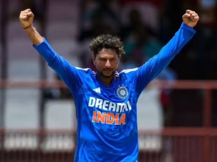 પાકિસ્તાની બેટ્સમેન ઈફ્તિખાર અહેમદે નેપાળ સામેની મેચમાં તોફાની સદી ફટકારી હતી, પરંતુ શું તે ભારત સામે આ સિદ્ધિનું પુનરાવર્તન કરી શકશે? ભારતીય સ્પિનર કુલદીપ યાદવ ઈફ્તિખાર અહેમદ માટે મોટો પડકાર સાબિત થઈ શકે છે. (ફોટો ક્રેડિટ- સોશિયલ મીડિયા)