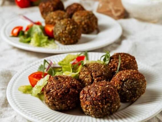 Moroccan Meatball: रेस्तरां स्टाइल में घर में बनाएं मटन के मीटबॉल्स, इससे बेहतर लंच और कुछ नहीं होगा