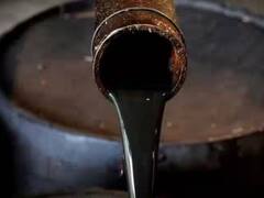 सरकार ने कच्चे पेट्रोलियम पर घटाया विंडफॉल टैक्स, डीजल और एटीएफ पर बढ़ाया शुल्क 