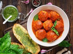 Moroccan Meatball: रेस्तरां स्टाइल में घर में बनाएं मटन के मीटबॉल्स, इससे बेहतर लंच और कुछ नहीं होगा