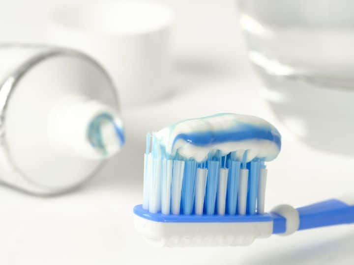 क्या सच में नमक वाले टूथपेस्ट सबसे अच्छे होते हैं? यहां जानिए इसके पीछे की साइंस