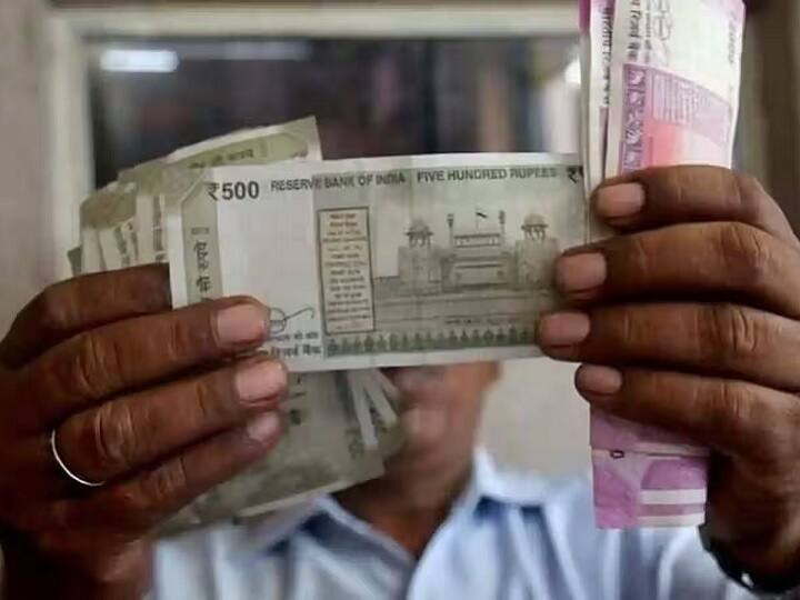 डेटा पैटर्न्स इंडिया (Data Patterns India): वित्त वर्ष की शुरुआत में यह शेयर 1,300 रुपये का था, जो अभी 2,470 रुपये के करीब पहुंच चुका है.