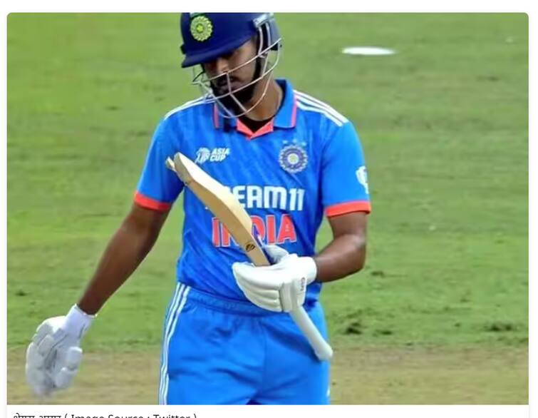 IND vs PAK Asia Cup 2023 Shreyas Iyers bat broken on Haris Raufs Bowling आधी बॅट तोडली मग विकेट काढली, हॅरिस रौफच्या वेगासमोर श्रेयस अय्यरची हाराकिरी 