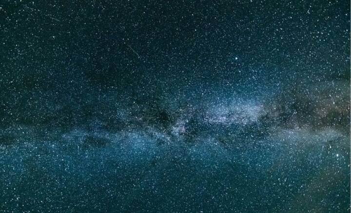 এর আগে, TOI-4600 নামের যে নক্ষত্রমণ্ডলের সন্ধান পায় TESS, তাতে TOI-4600b নামের একটি গ্রহের সন্ধান মেলে। সেটিকে উষ্ণতর বৃহস্পতি বলে উল্লেখ করেছিলেন বিজ্ঞানীরা। আয়তনে সেটি নেপচুনর থেকে বড়, কিন্তু শনির চেয়ে ছোট। নক্ষত্রকে ৮২.৬৯ দিনে প্রদক্ষণ করে। তবে তাপমাত্রা প্রায় ৭৬.৬ ডিগ্রি সেলসিয়াস।