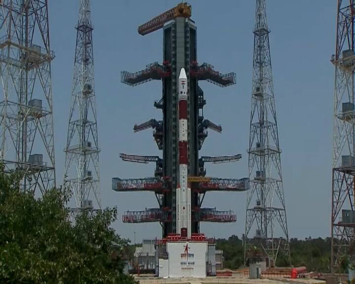 PSLV C57 Aditya L1 Launch Live Updates ISRO Solar Mission Date Time Schedule Budget Sriharikota Aditya L1 Launch Live:  ISROનું આદિત્ય L1 અવકાશની સફર માટે નીકળ્યું, લાખો લોકો બન્યા સાક્ષી