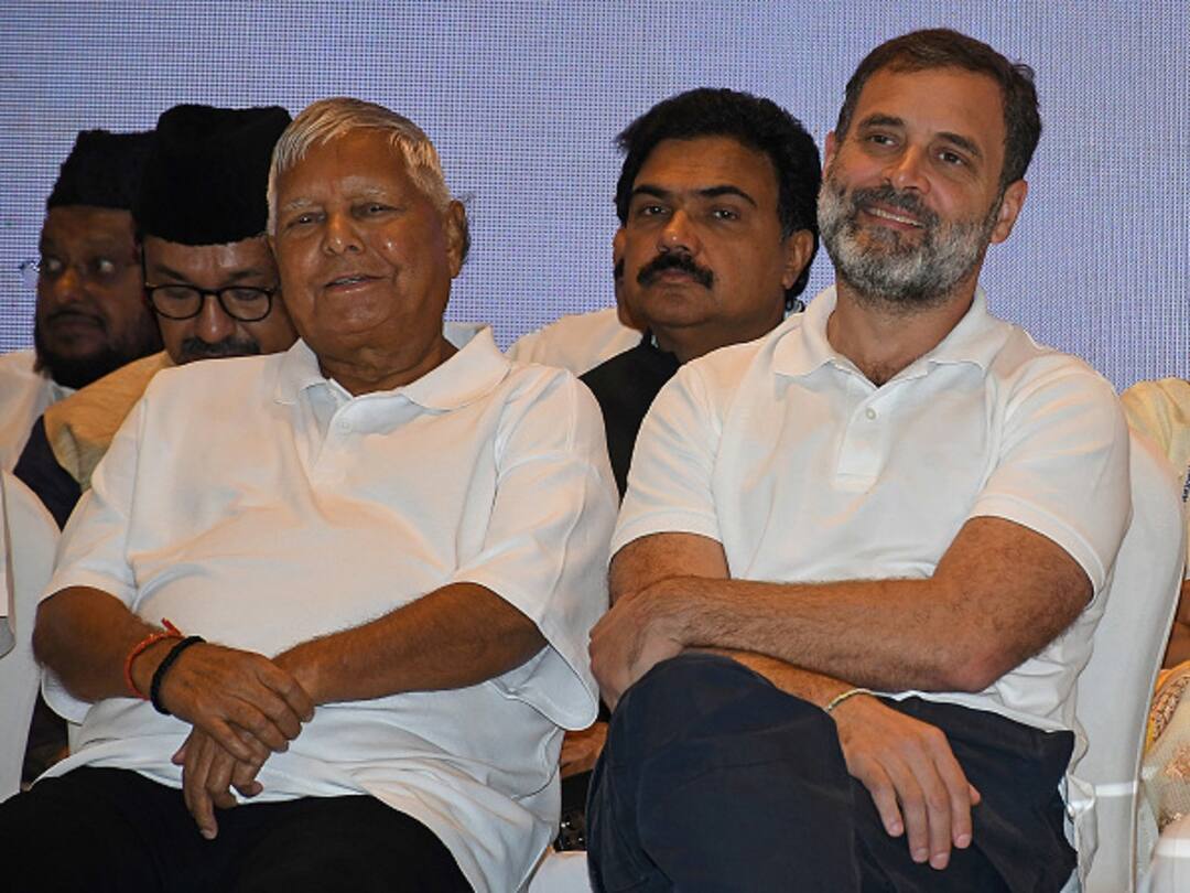 Rahul Gandhi Learns 'Champaran Mutton' Recipe From Lalu Yadav With 'Political Masala' — WATCH Watch Rahul Gandhi Gains Political Insights and Culinary Tips from RJD Lalu Prasad Yadav Video Rahul Gandhi Learns 'Champaran Mutton' Recipe From Lalu Yadav With 'Political Masala' — WATCH