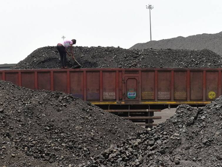 Coal Import Peak Power Demand Peak Govt Extends Coal Import Mandate For Power Plants Till March Amid Rising Demand Power Secretary Pankaj Agarwal Govt Extends Coal Import Mandate For Power Plants Till March 2024 Amid Rising Demand: Power Secretary