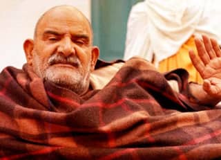 Neem Karoli Baba: કોણ છે નીમ કરોલી બાબા, જેમને ભક્તો માને છે હનુમાનજીનો અવતાર 