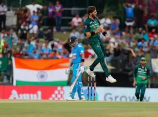 IND vs PAK: ટીમ ઈન્ડિયાના  ટોપ ઓર્ડરનું નિરાશાજનક પ્રદર્શન, સોશિયલ મીડિયા પર ચાહકોએ મીમ્સ શેર કરી આપ્યા રિએક્શન 