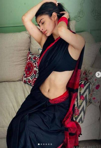 ਬਿਨਾਂ ਮੇਕਅੱਪ ਤੇ ਸਿੰਪਲ ਸਾੜ੍ਹੀ 'ਚ ਮੌਨੀ ਰਾਏ ਨੇ ਮਚਾਈ ਤਬਾਹੀ