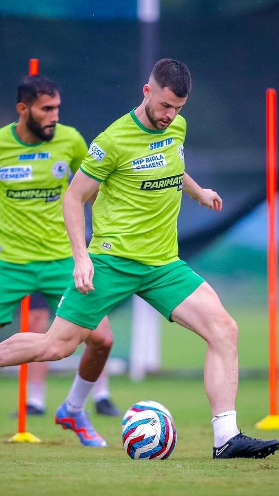 ডুরান্ড ফাইনালের আগে জোর অনুশীলন ইস্টবেঙ্গল-মোহনবাগান ফুটবলারদের