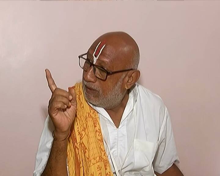 Rajkot News: Sarangpur Controversy: kathakar mukund das bapu old statement on swaminarayan sampraday 'સ્વામિનારાયણ સંપ્રદાયમાં જે પ્રવૃત્તિઓ ચાલે છે તે હિન્દુ ધર્મને શોભતી નથી...' 18 વર્ષ પહેલા જ જાણીતા કથાકારે કહી હતી આ વાત