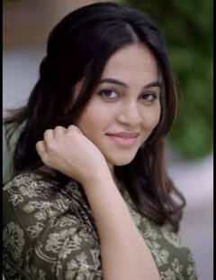 Bhavani Sre Photos : நடிகை பவானி ஸ்ரீயின் மனதை மயக்கும் புகைப்படங்கள்!