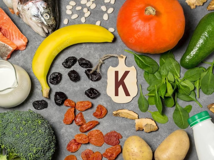 Vitamin K Sources Deficiency and Associated Health Conditions इस विटामिन की कमी से होती है ब्लीडिंग की समस्या, जानें इसकी कमी को कैसे दूर करें