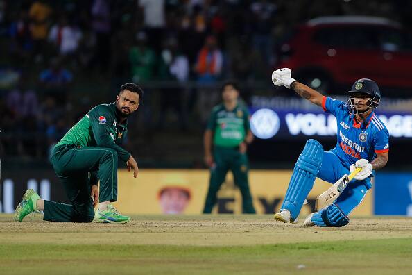 Ind Vs Pak Ishan Kishan Breaks Ms Dhoni Record Highest Score By An Ind Vs Pak Ishan Kishan Breaks Ms Dhoni Record Highest Score By An