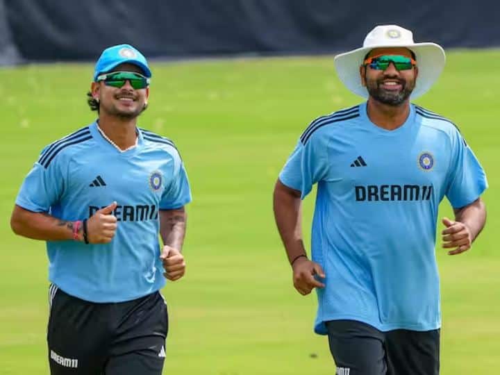 भारतीय युवा बल्लेबाज ईशान किशन बिहार के रहने वाले हैं और आईपीएल में मुंबई इंडियंस की ओर से खेलते हैं. भारतीय क्रिकेट टीम में ये टेस्ट, ओडीआई और टी20 तीनों फॉर्मेट खेल रहे हैं.