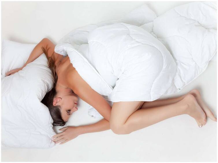 Sleep For Your Age Do you know how much sleep you should be getting for your age? Sleep: వయసుకు తగ్గట్టు నిద్రపోవాలి, మీ వయసుకు మీరు ఎంత నిద్రపోవాలో తెలుసా?