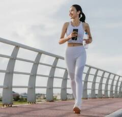 Benefits of Walking: आठवड्यातून इतकी पावलं चालल्याने मृत्यूचा धोका होईल कमी, काय म्हटलंय संशोधनात?