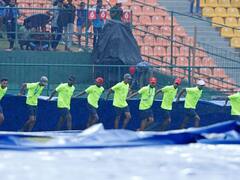 Photos: बारिश से पाकिस्तान को हुआ ज़बरदस्त फायदा, भारत से मैच रद्द हुआ तो सुपर-4 में बनाई जगह