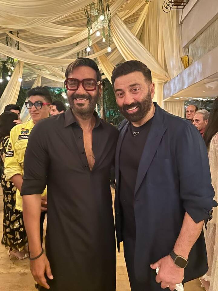 Ajay Devgn, who was accompanied by his wife and actress Kajol, looked smart in a black Pathani kurta.