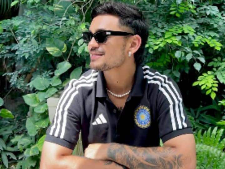 Ishan Kishan Net Worth: भारतीय क्रिकेटर ईशान किशन ने पाकिस्तान के खिलाफ एशिया कप 2023 में शानदार पारी खेलकर भारतीय फैंस का दिल जीत लिया. इनकी 82 रन की लाजवाब पारी आज चर्चा का विषय बन चुकी है.