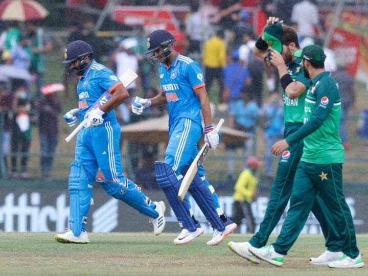 India vs Pakistan: पाकिस्तान को भारत के खिलाफ मैच रद्द होने का भारी फायदा मिला है. बाबर आजम की कप्तानी वाली टीम ने एशिया कप 2023 के सुपर-4 में जगह बना ली है.