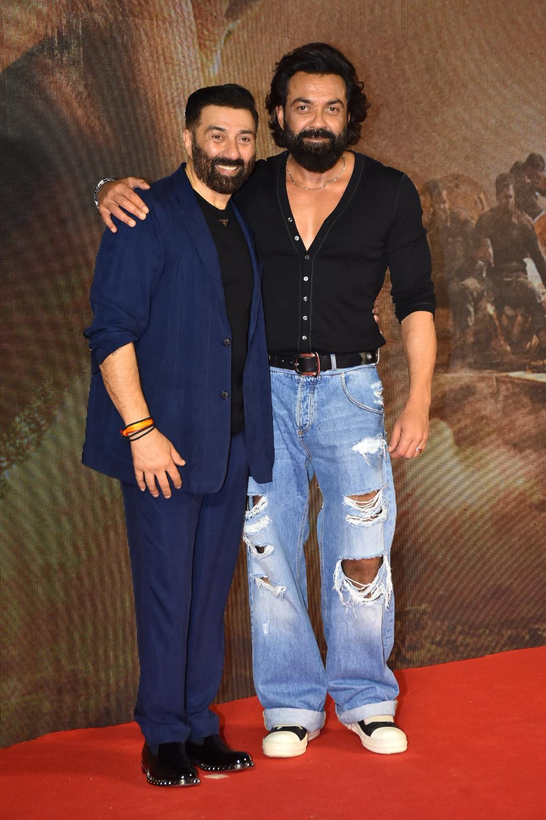 Gadar 2 Success Party: Salman Khan, Anil Kapoor & Other Celebs Grace The  Glamorous Evening