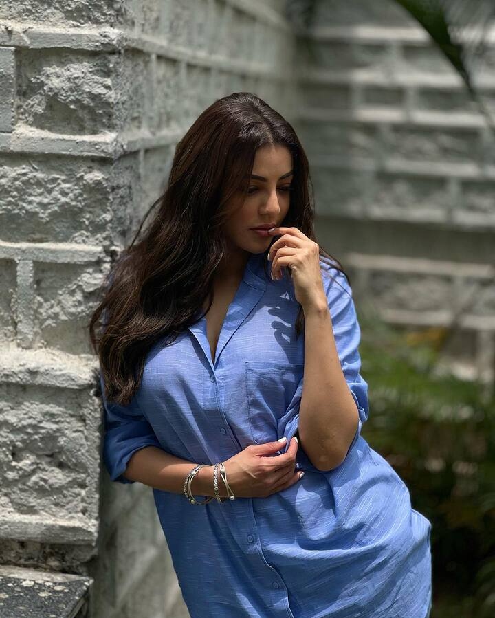 సినిమాలతో మళ్లీ బిజీగా మారుతోంది కాజల్ అగర్వాల్. బాబు పుట్టాక ఆమె కొంత బ్రేక్ తీసుకుంది. -Image credit: Kajal Aggarwal/Instagram