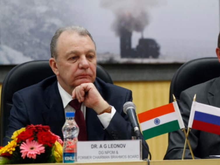 Russian Envoy Apologises For 'Scandalous Tang' After His ‘Womaniser’ Remark On FM Lavrov Russian Envoy Apologises For 'Scandalous Tang' After His ‘Womaniser’ Remark On FM Lavrov