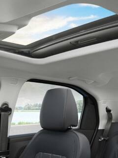 Sunroof Cars: જો તમે સનરૂફ ફીચર સાથે કાર ખરીદવાનું વિચારી રહ્યા છો તો આ ઓપ્શન પર કરી શકો છો વિચાર