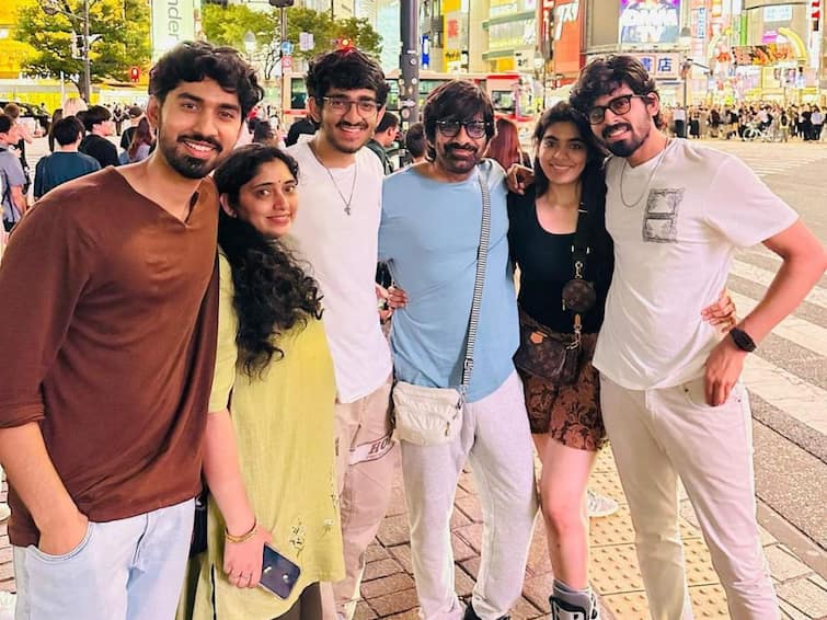 Star Hero Ravi Teja Enjoying His Family Time In Japan Ravi Teja Family: జపాన్‌ వెకేషన్‌లో రవితేజ, ఫ్యామిలీతో కలిసి ఎంజాయ్!