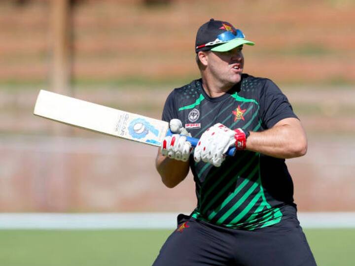Heath Streak was one of the finest all-rounders Zimbabwe has ever produced. Take a look at the five extraordinary records made by Heath Streak. (Getty)
