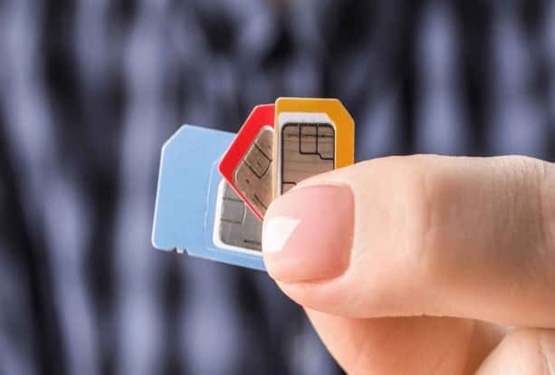 New rules for buying SIM CARD implemented soon now you can 9 SIM cards on one ID 1 अक्टूबर से बदल रहे हैं सिम खरीदने के नियम, बदलाव के बाद कितने सिम खरीद सकेंगे आप?