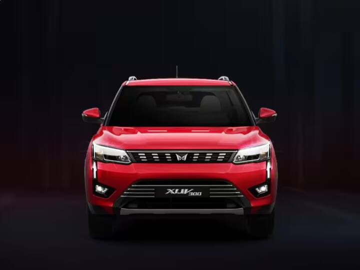 ਇਸ ਲਿਸਟ 'ਚ ਪਹਿਲਾ ਨਾਂ ਮਹਿੰਦਰਾ XUV300 ਦਾ ਹੈ। ਜਿਸ ਨੂੰ ਤੁਸੀਂ ਐਕਸ-ਸ਼ੋਰੂਮ 9.29 ਲੱਖ ਰੁਪਏ ਦੀ ਸ਼ੁਰੂਆਤੀ ਕੀਮਤ 'ਤੇ ਘਰ ਲਿਆ ਸਕਦੇ ਹੋ।
