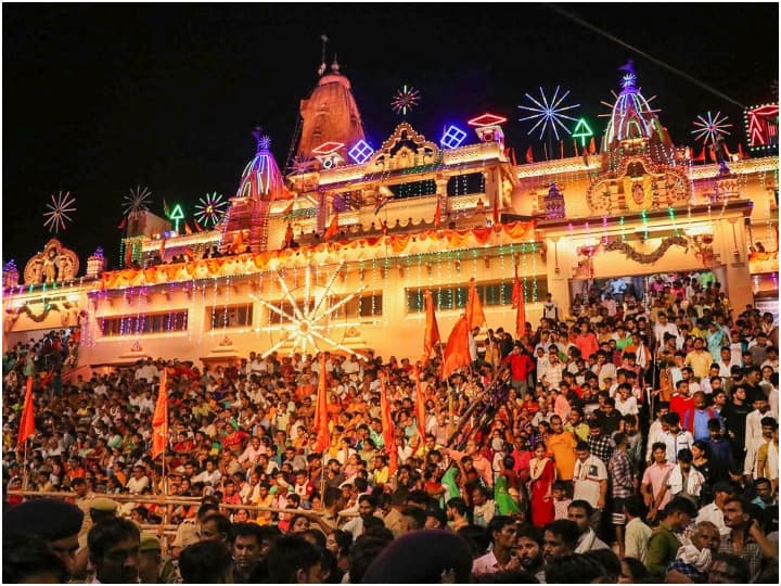 Krishna Janmashtami 2023 All preparations completed for organizing in City Mathura Janmashtami 2023: श्रीकृष्ण जन्माष्टमी के लिए सज गई कान्हा की नगरी, मथुरा में सुरक्षा के पुख्ता इंतजाम हुए पूरे