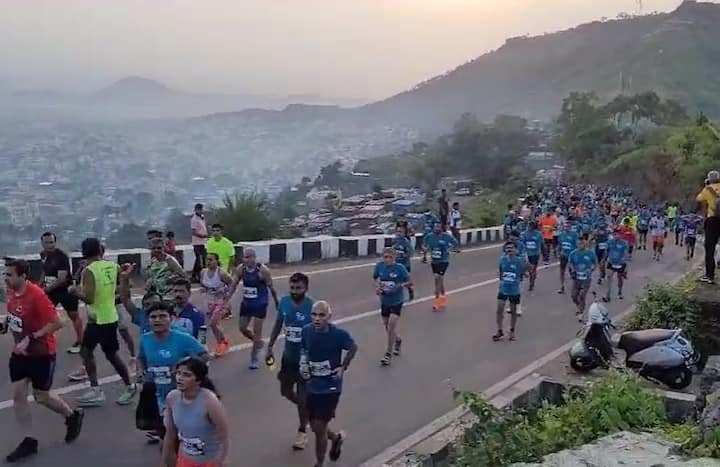 अतिशय उत्साहाचे वातावरण पाहायला मिळालं आहे.