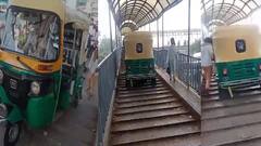 Viral Video: ਦਿੱਲੀ ਟਰੈਫਿਕ ਤੋਂ ਬਚਣ ਲਈ ਫੁੱਟ ਓਵਰ ਬ੍ਰਿਜ 'ਤੇ ਚੜ੍ਹਾ ਦਿੱਤਾ ਆਟੋ, ਡਰਾਈਵਰ ਸਮੇਤ 2 ਗ੍ਰਿਫਤਾਰ, ਵਾਹਨ ਜ਼ਬਤ