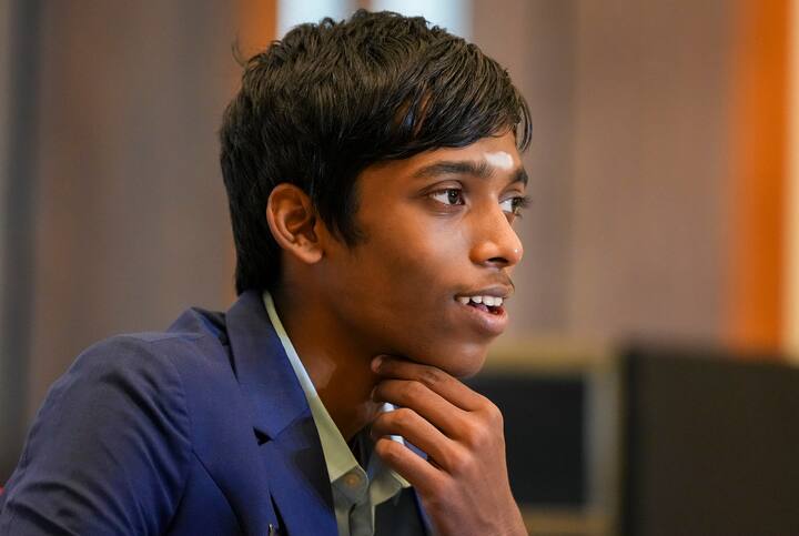 প্রত্যাশার চাপ সামলান কীভাবে? 'আমি খুব একটা চাপ টের পাই না। হয়তো ভবিষ্যতে পাব। তবে চাপ নিয়ে ভাবি না। অন্যদের প্রত্যাশা নিয়ে ভাবতে চাই না। নিজের সেরাটা দিতে চাই সব ম্যাচে,' বলছিলেন প্রজ্ঞাননন্দ।