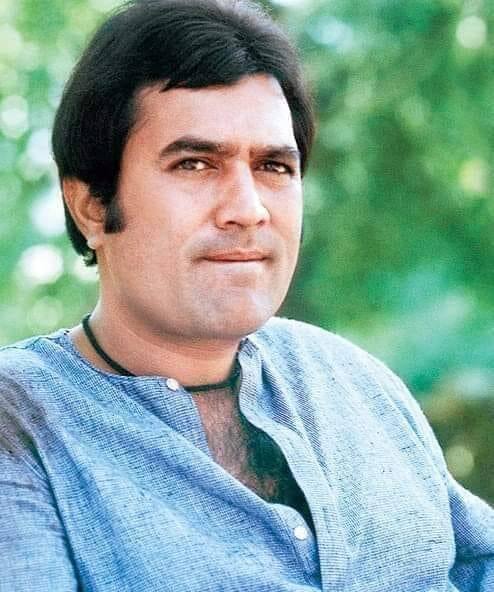 इस वाकये के बाद खफा हुए राजेश खन्ना शूटिंग पर देरी से आने लगे. धीरे-धीरे राजेश खन्ना का सेट पर देरी से आने का सिलसिला बढ़ता ही चला गया. राजेश खन्ना हर रोज शूटिंग पर पिछले दिन से ज्यादा देरी पर आते थे. एक दिन इंतहा हो गई और महमूद को राजेश खन्ना का दो घंटों तक सेट पर इंतजार करना पड़ा.